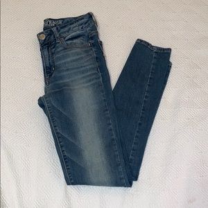 American Eagle High Rise Jegging